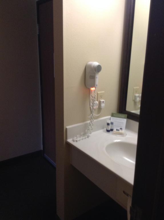 Americinn By Wyndham Republic Bilik gambar